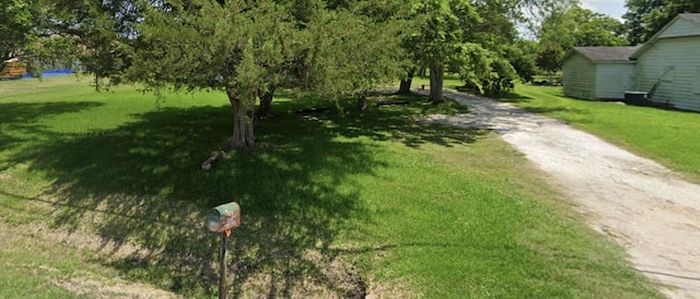 1003 Battlebell Rd, Highlands, TX 77562