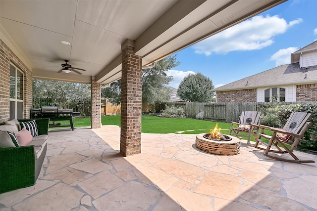 1013 Bolivar Point Ln, Friendswood, TX 77546 - view of patio / terrace featuring an outdoor fire pit and ceiling fan
