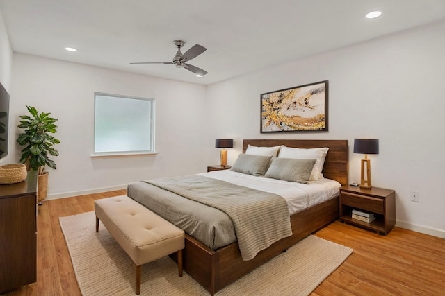 6414 Crestridge St, Houston, TX 77033 - bedroom with baseboards, light wood-type flooring, recessed lighting, and a ceiling fan