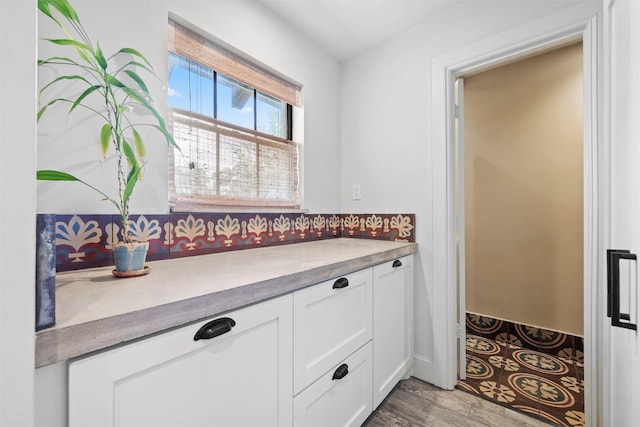 14119 Kiamesha Ct, Houston, TX 77069 - bathroom featuring wood finished floors