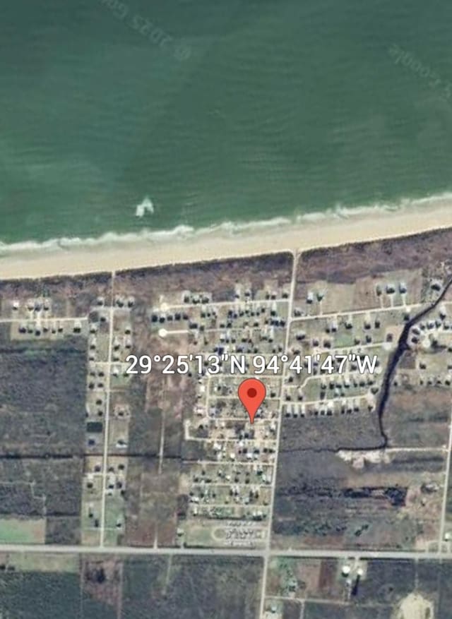139 N Mae Cir, Crystal Beach, TX 77650