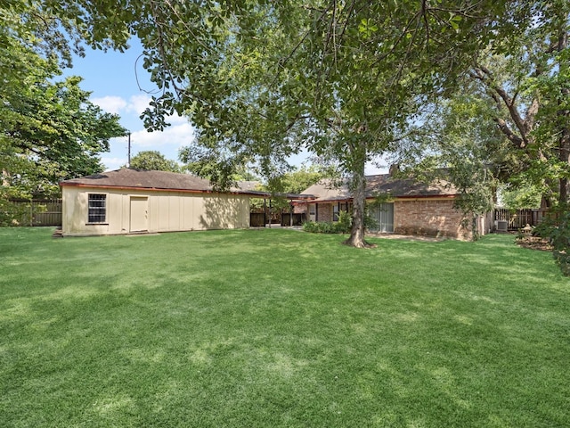21326 Four Oaks Dr, Houston, TX 77073 - view of yard