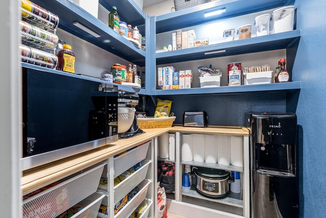 454 Cape Conroe Dr, Montgomery, TX 77356 - view of storage area