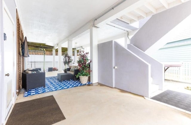 423 Hana Dr, Tiki Island, TX 77554 - view of sunroom / solarium