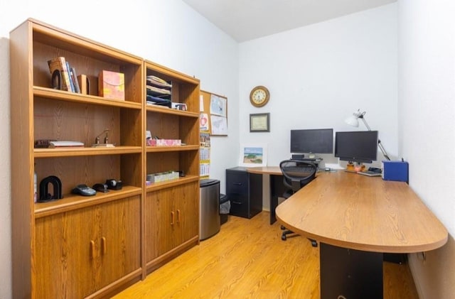 423 Hana Dr, Tiki Island, TX 77554 - office with light wood-style flooring