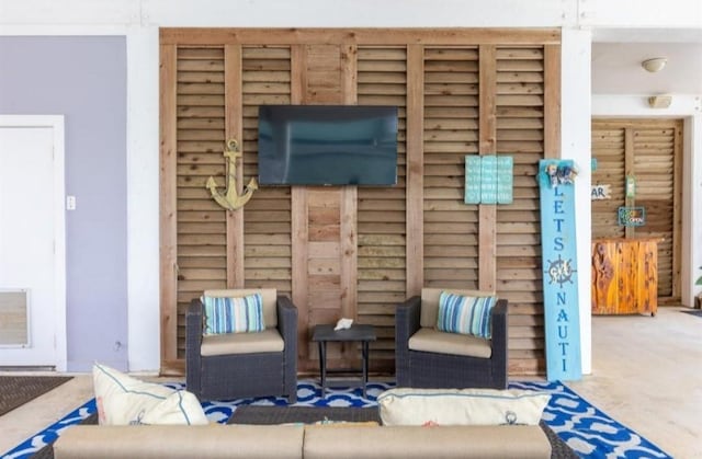 423 Hana Dr, Tiki Island, TX 77554 - view of carpeted living area