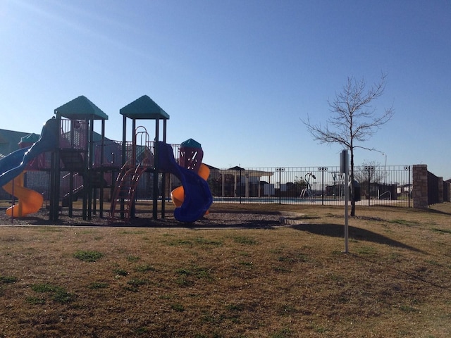 2739 Mustang Hill Ln, Katy, TX 77449 - view of community playground