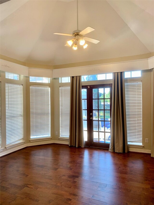 8303 Lanham Ln, Houston, TX 77075 - empty room featuring vaulted ceiling, ceiling fan, wood finished floors, and baseboards