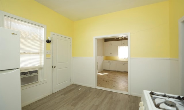 4915 Walker St, Houston, TX 77023 - hallway with light wood finished floors