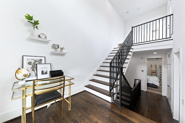 1822 Mcilhenny St Unit B, Houston, TX 77004 - stairs with wood finished floors, baseboards, and a high ceiling
