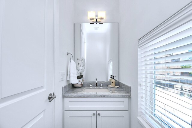 1822 Mcilhenny St Unit B, Houston, TX 77004 - bathroom with vanity