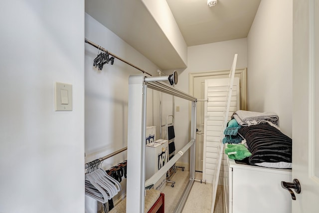 2306 Mcduffie St, Houston, TX 77019 - view of spacious closet