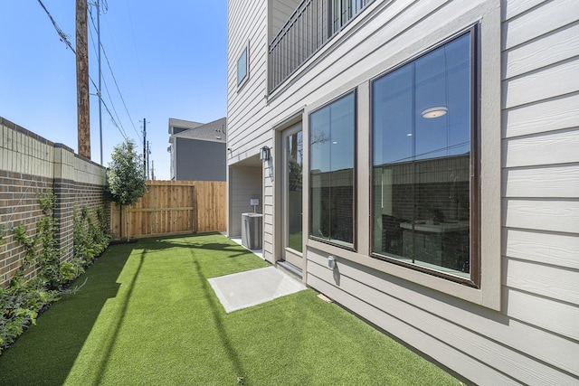 1720 Sedola Ln, Houston, TX 77055 - view of yard