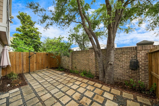 3001 Murworth Dr Unit 103, Houston, TX 77025 - fenced backyard with a patio