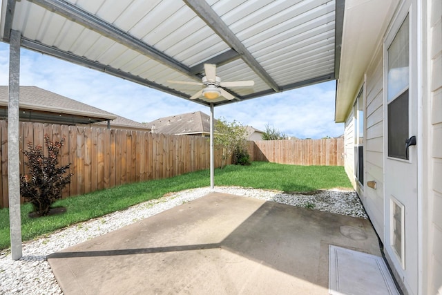 1805 Coronel St, Alvin, TX 77511 - view of patio / terrace featuring a ceiling fan