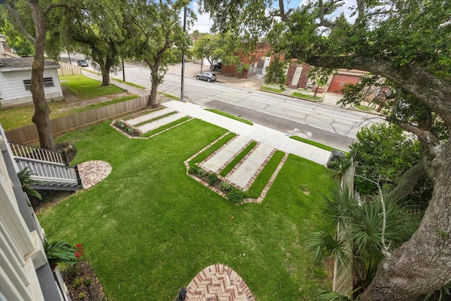 1514 31st St, Galveston, TX 77550 - view of yard