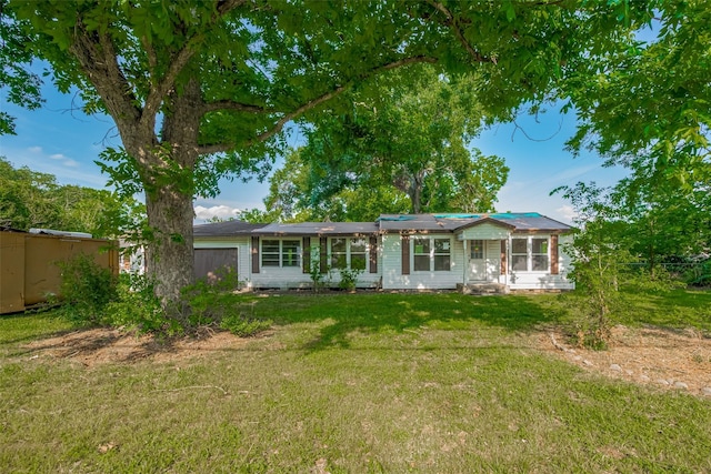 13326 Sundale Rd, Houston, TX 77038 - ranch-style house featuring a front yard