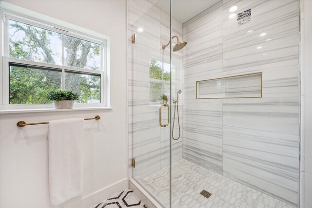 1518 31st St, Galveston, TX 77550 - bathroom featuring a stall shower