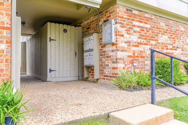 515 Tallowood Rd Unit 1, Houston, TX 77024 - entrance to property featuring brick siding