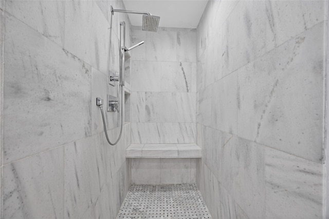18215 Hereford Ln, Houston, TX 77058 - full bathroom with a tile shower