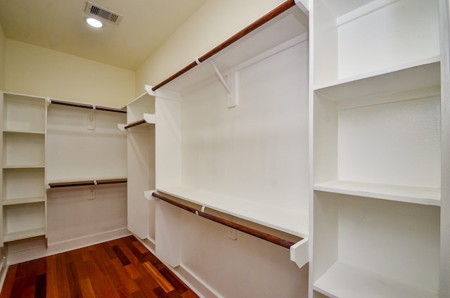 3626 Dreyfus St, Houston, TX 77021 - walk in closet featuring dark wood-style floors