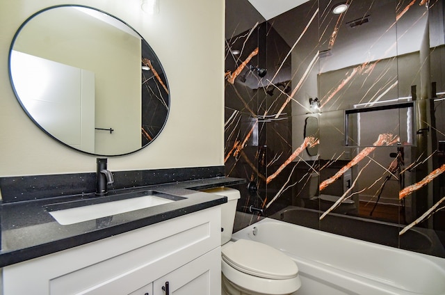 3626 Dreyfus St, Houston, TX 77021 - bathroom featuring vanity, toilet, and  shower combination