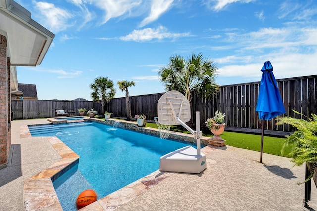 17815 Gables Bend Dr, Tomball, TX 77377 - view of pool with a patio, a fenced backyard, and a pool with connected hot tub