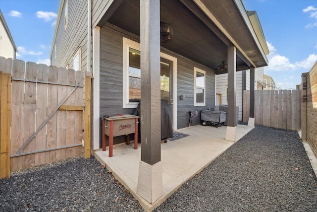 9954 Storehouse Dr, Houston, TX 77080 - fenced backyard with a patio