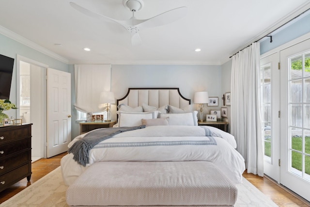 6147 Chevy Chase Dr, Houston, TX 77057 - bedroom featuring access to exterior, crown molding, recessed lighting, a ceiling fan, and light wood-style flooring