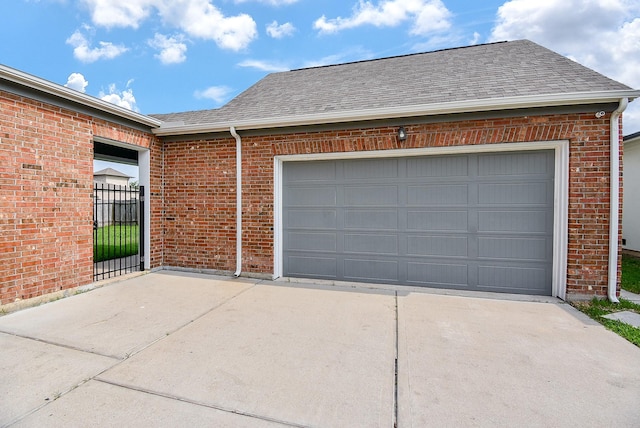 7818 Ludington Dr, Houston, TX 77071 - garage with driveway