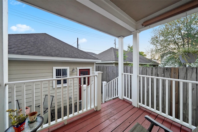 606 E 27th St, Houston, TX 77008 - view of wooden deck