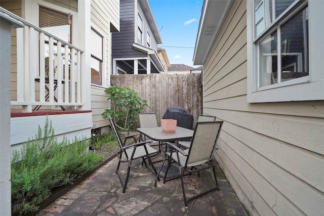 606 E 27th St, Houston, TX 77008 - view of patio with outdoor dining space