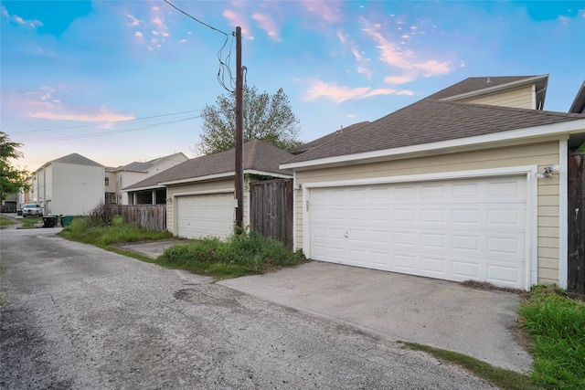 606 E 27th St, Houston, TX 77008 - view of garage