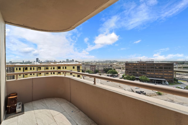 3525 Sage Rd Unit 1104, Houston, TX 77056 - balcony with a city view