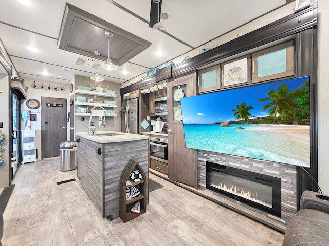 170 Ocean Breeze Dr, Crystal Beach, TX 77650