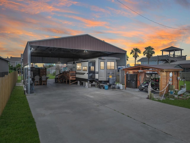 170 Ocean Breeze Dr, Crystal Beach, TX 77650
