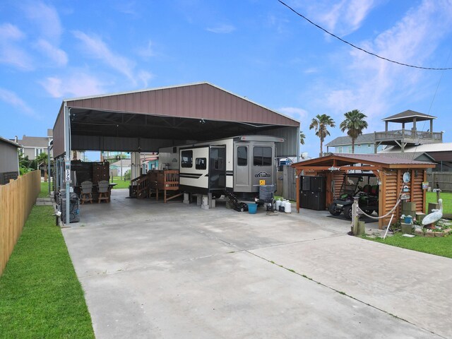 170 Ocean Breeze Dr, Crystal Beach, TX 77650