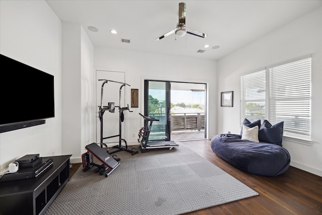 3410 Timbergrove Heights St, Houston, TX 77008 - exercise room featuring wood finished floors, ceiling fan, baseboards, and recessed lighting