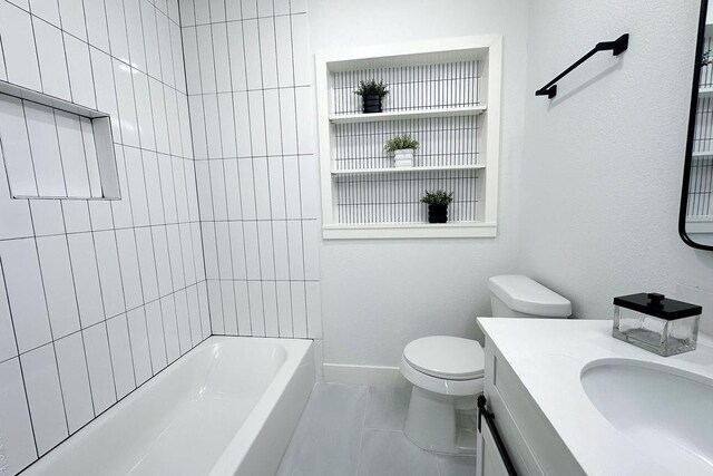3539 Tampa St, Houston, TX 77021 - bathroom with toilet, vanity, baseboards, and tub / shower combination