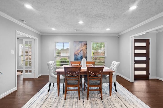 1139 Lehman St, Houston, TX 77018 - dining area with wood finished floors, recessed lighting, a textured ceiling, baseboards, and ornamental molding