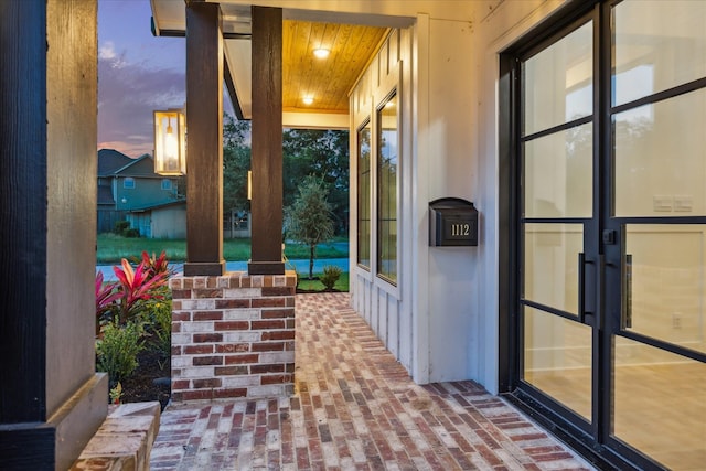 1112 Kinley Ln, Houston, TX 77018 - view of porch