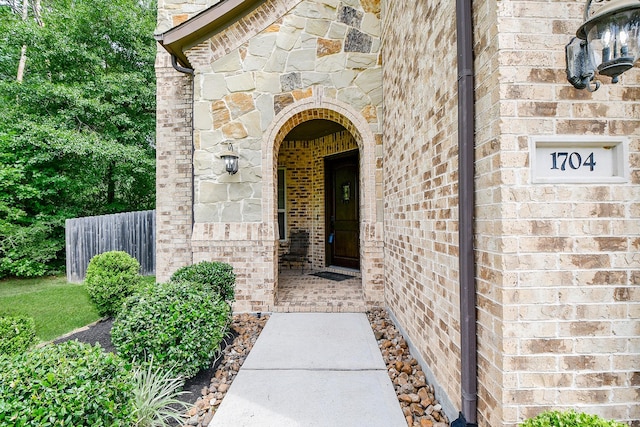 1704 Graystone Hills Dr, Conroe, TX 77304 - entrance to property featuring brick siding