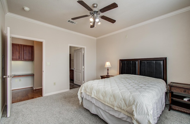 1711 Old Spanish Trl Unit 401, Houston, TX 77054 - bedroom with carpet, crown molding, baseboards, a ceiling fan, and ensuite bath