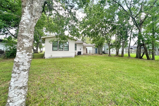 320 Azalea St, Lake Jackson, TX 77566 - view of yard