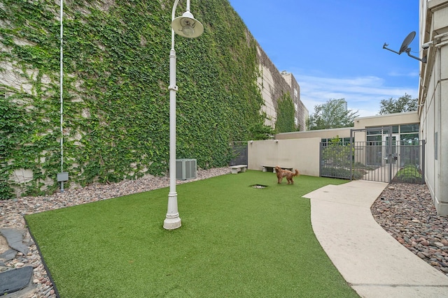 3333 Allen Pkwy Unit 1302, Houston, TX 77019 - view of yard with central AC unit