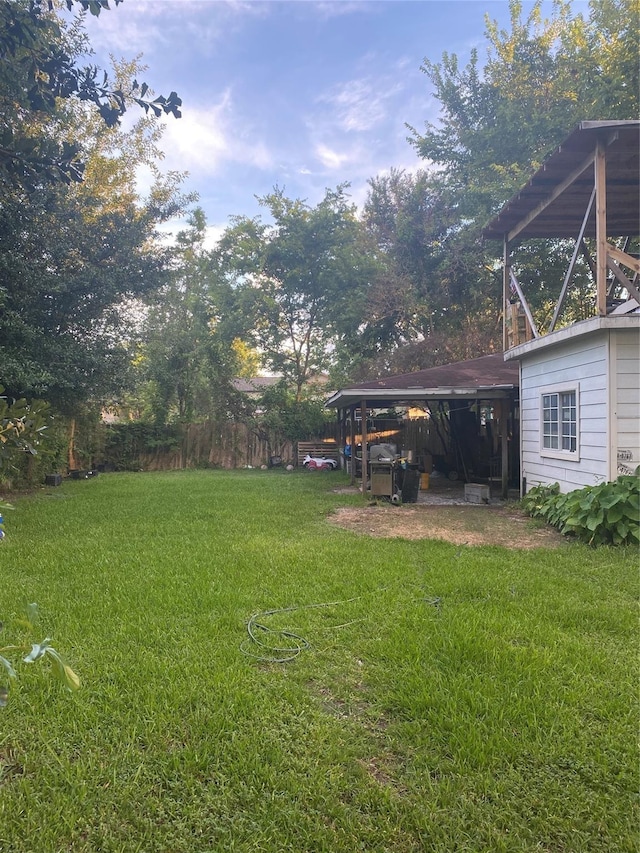 7920 Junius St, Houston, TX 77012 - view of yard