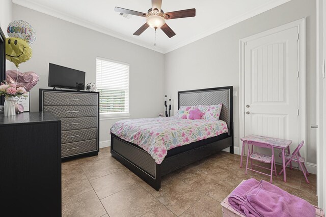 13635 Reeveston Rd, Houston, TX 77039 - bedroom featuring crown molding, baseboards, and ceiling fan