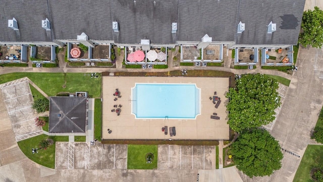 406 Wilcrest Dr Unit 406, Houston, TX 77042 - aerial view of a pool