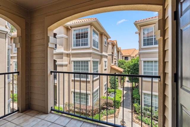 3231 Allen Pkwy Unit 4207, Houston, TX 77019 - balcony with a residential view