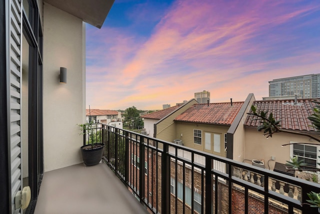 4820 Caroline St Unit 507, Houston, TX 77004 - view of balcony